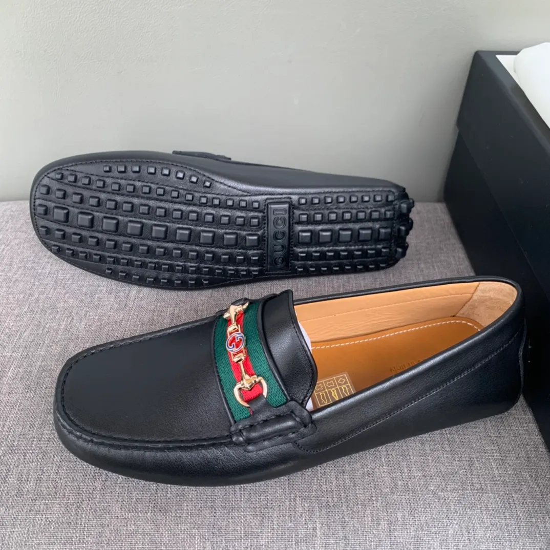 Batch 740💰[strong][strong][strong] Original order quality, new counter styles synchronized, Gucci counter new styles, handmade men's driving shoes, bean shoes, over-the-foot shoes, lazy shoes, exquisite hand-stitching, workmanship details comparable to counters, Italian imported cowhide, water-dyed cowhide lining, tree paste leather feet, sweat-absorbent and anti-odor, off-white, black, brown, 39-44 in large quantities in stock (38, 45 custom-made)